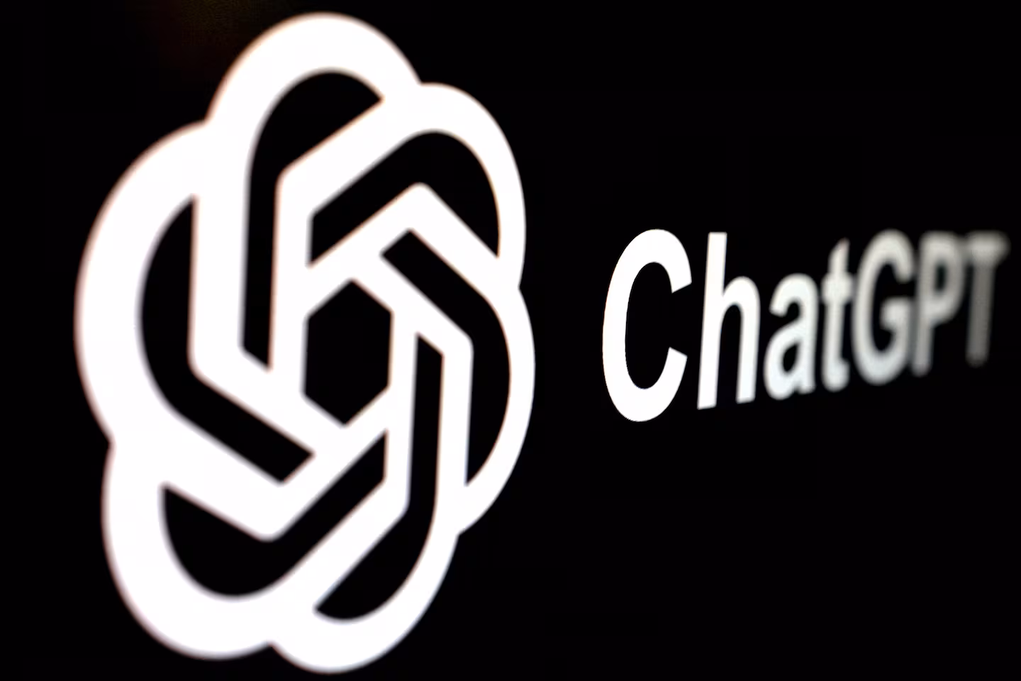 Alerta mundial: se cayó ChatGPT y hay fallas masivas en los servidores de OpenAI