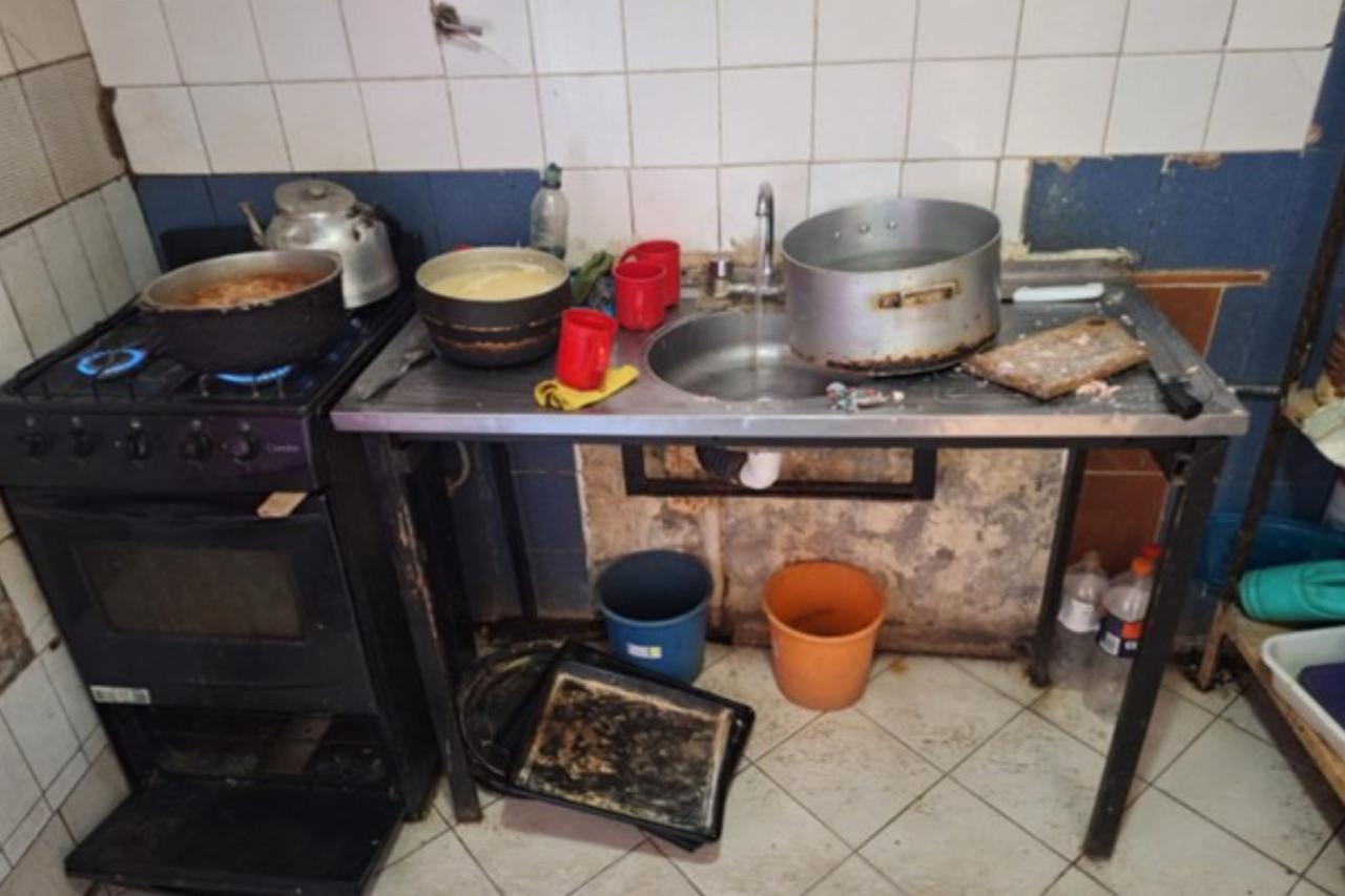 El ministerio de Salud clausuró tres residencias geriátricas en Villa Mercedes por graves irregularidades
