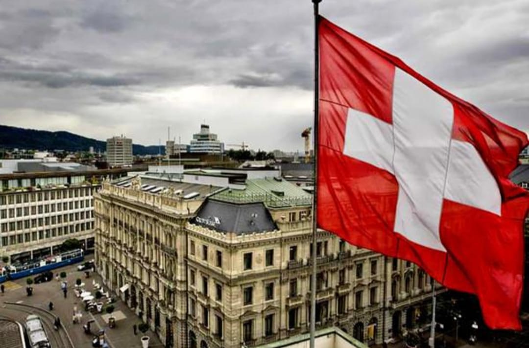 Suiza vota si limita su población a 10 millones de habitantes: el polémico referéndum que divide al país