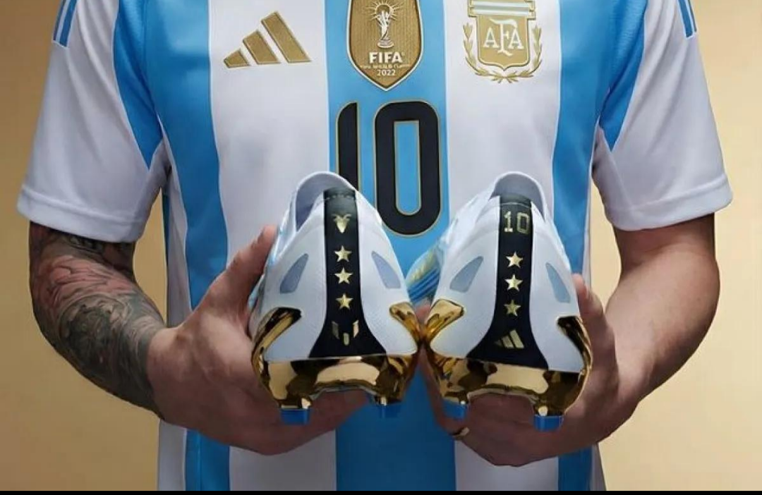 Messi presentó "El Último Tango", los botines que usará en su despedida mundialista