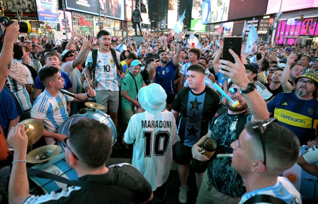 Mundial 2026: se dispara la compra de dólares entre argentinos que quieren ver a Messi