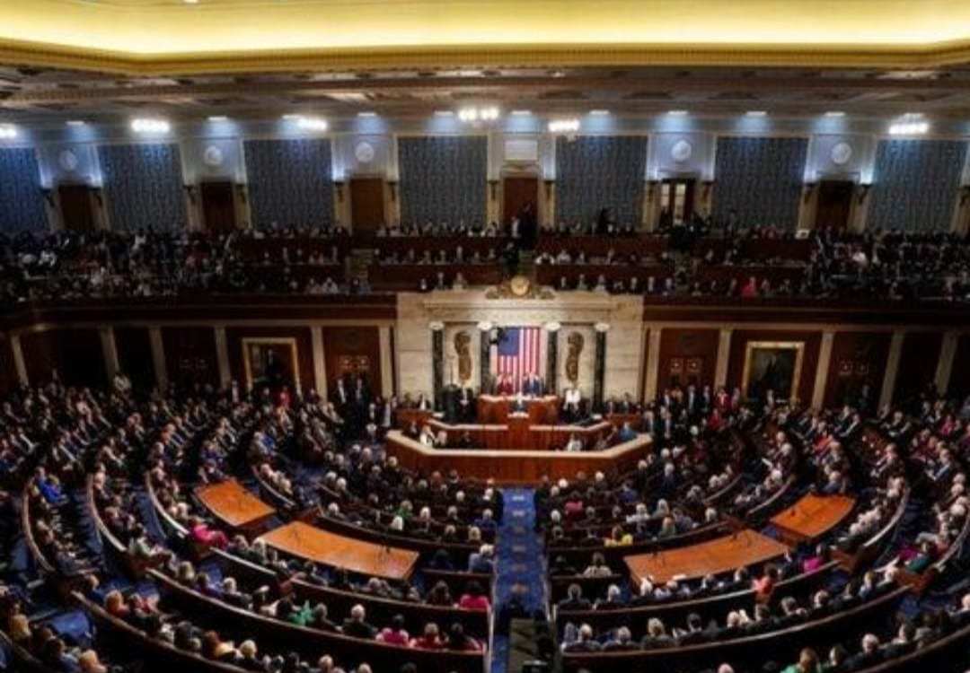 Revés político para Trump: el Senado de EE.UU. votó para limitar la continuidad de la guerra con Irán