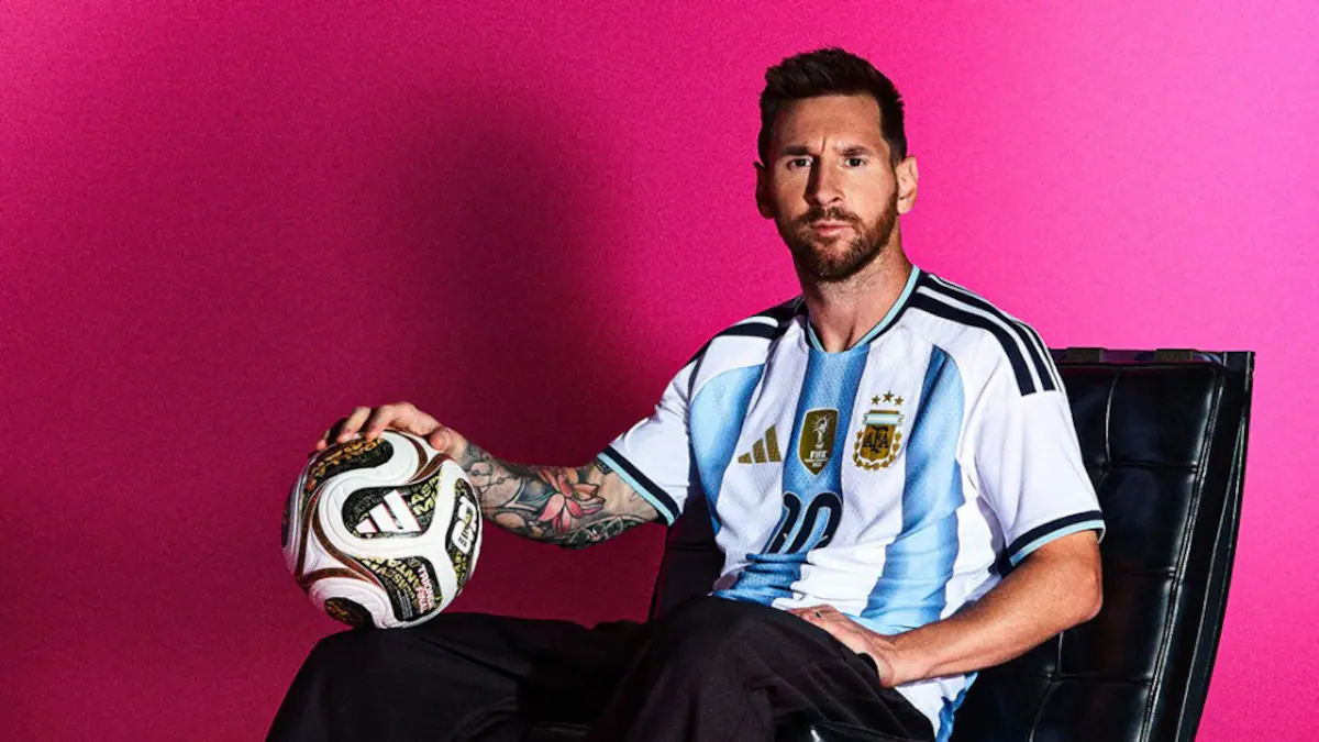La FIFA presentó la nueva pelota para las semifinales