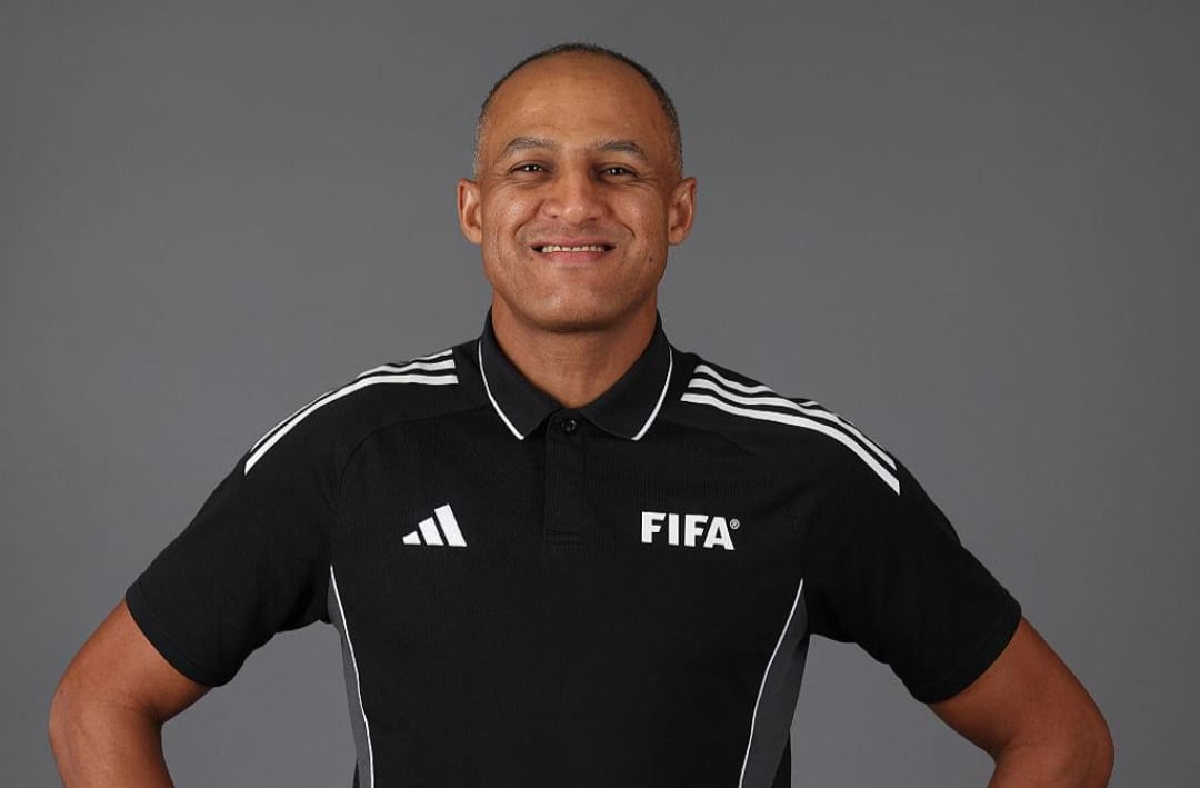 Mundial 2026: Ismail Elfath dirigirá Argentina vs. Inglaterra