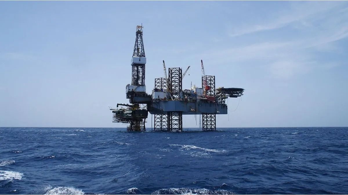 DIPUTADOS EXIGEN INFORMES POR LA EXTRACCIÓN ILEGAL DE PETRÓLEO EN MALVINAS