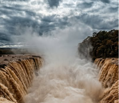 La imponente crecida de las Cataratas del Iguazú: reabrió la Garganta del Diablo y dejó un fuerte mensaje ambiental