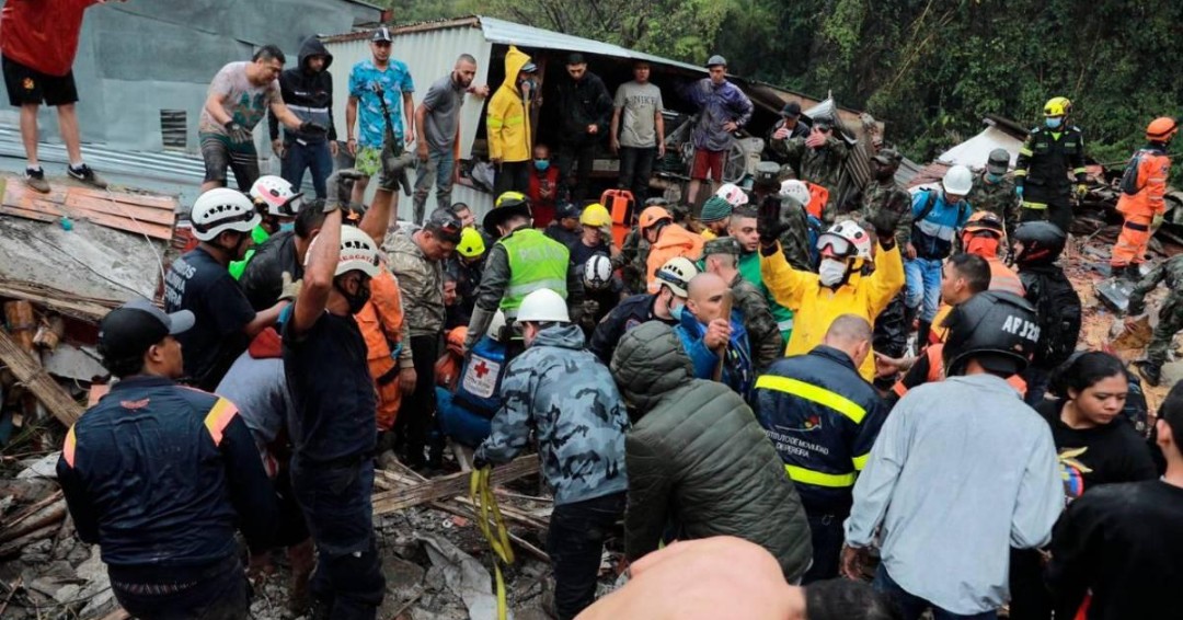 FUERTE TERREMOTO DE 7,4 EN COLOMBIA: AL MENOS 73 MUERTOS Y GRAVES DAÑOS