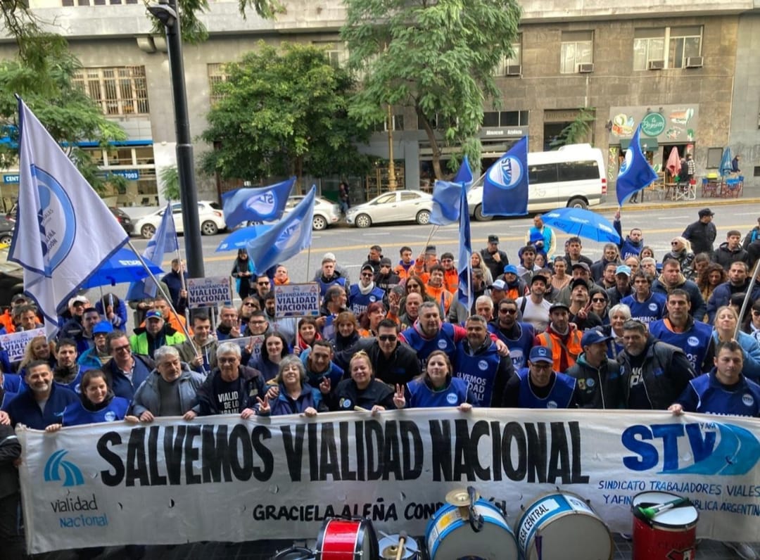 Trabajadores viales criticaron al Gobierno por el desvío de fondos para rutas: “El déficit cero se paga con vidas”