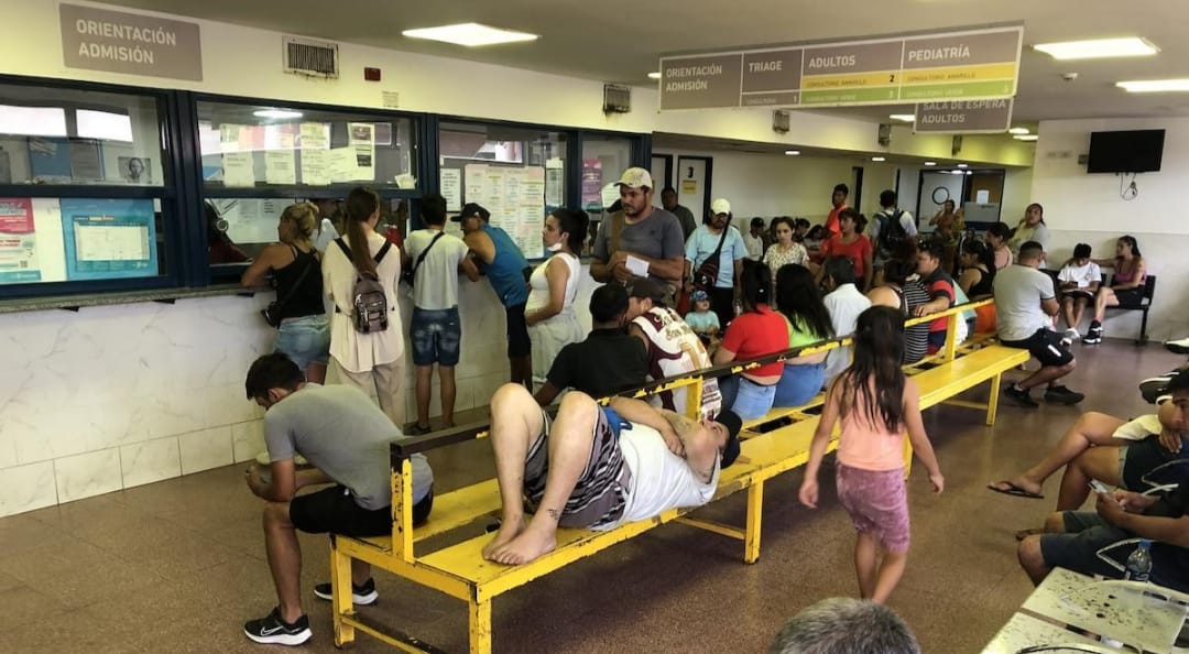 El Gobierno reglamentó el cobro de atención médica a extranjeros no residentes en hospitales públicos nacionales
