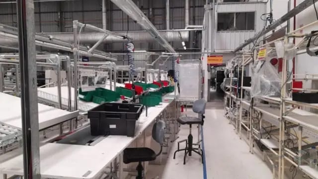 Cerró la fábrica del ex Puma Santiago Phelan que proveía a Adidas y Salomon: se perdieron 120 empleos