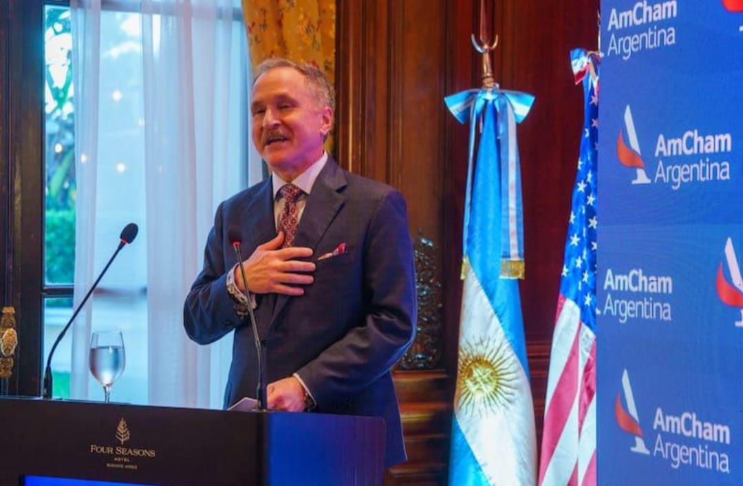 Estados Unidos presiona para excluir a Huawei de proyectos estratégicos en Argentina y analiza financiar una obra de US$800 millones