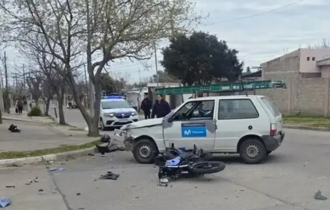 Dolor y ruido en el último adiós: murió el joven accidentado en su moto y sus amigos lo despidieron a puro motor