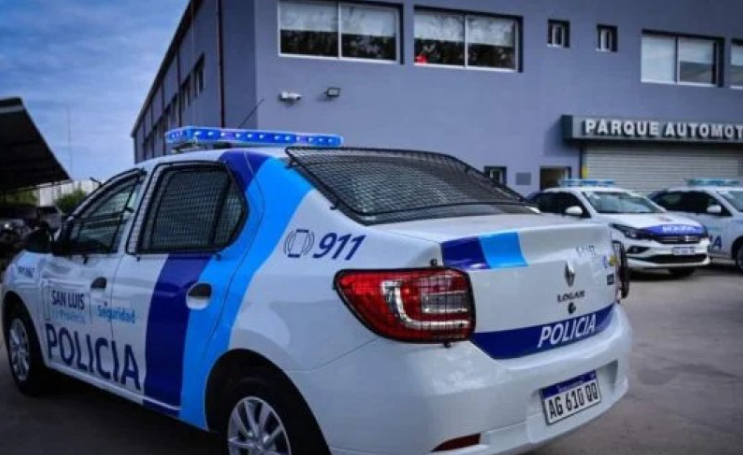 Batalla campal en el Barrio 1° de Mayo: policías heridos, un patrullero dañado y tres detenidos