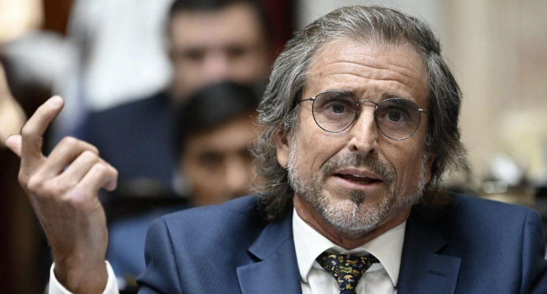 Bertie Benegas Lynch, sobre la morosidad: “Compraron una TV para el Mundial y como Argentina no ganó, no quieren pagar”