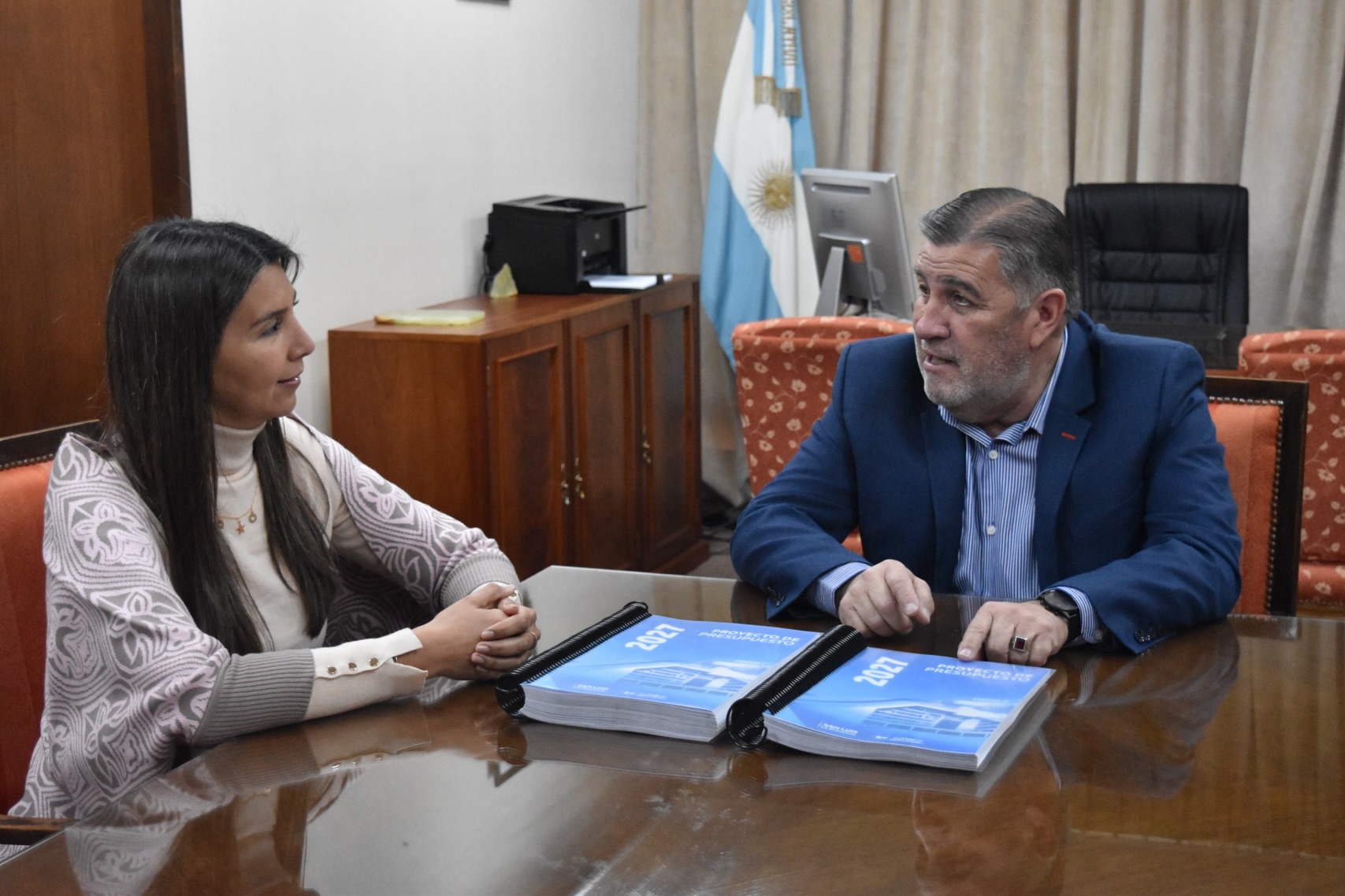 PRESUPUESTO 2027: ALBERTO LEYES RECIBIÓ EL PROYECTO QUE PREVÉ MÁS DE $2,5 BILLONES PARA SAN LUIS
